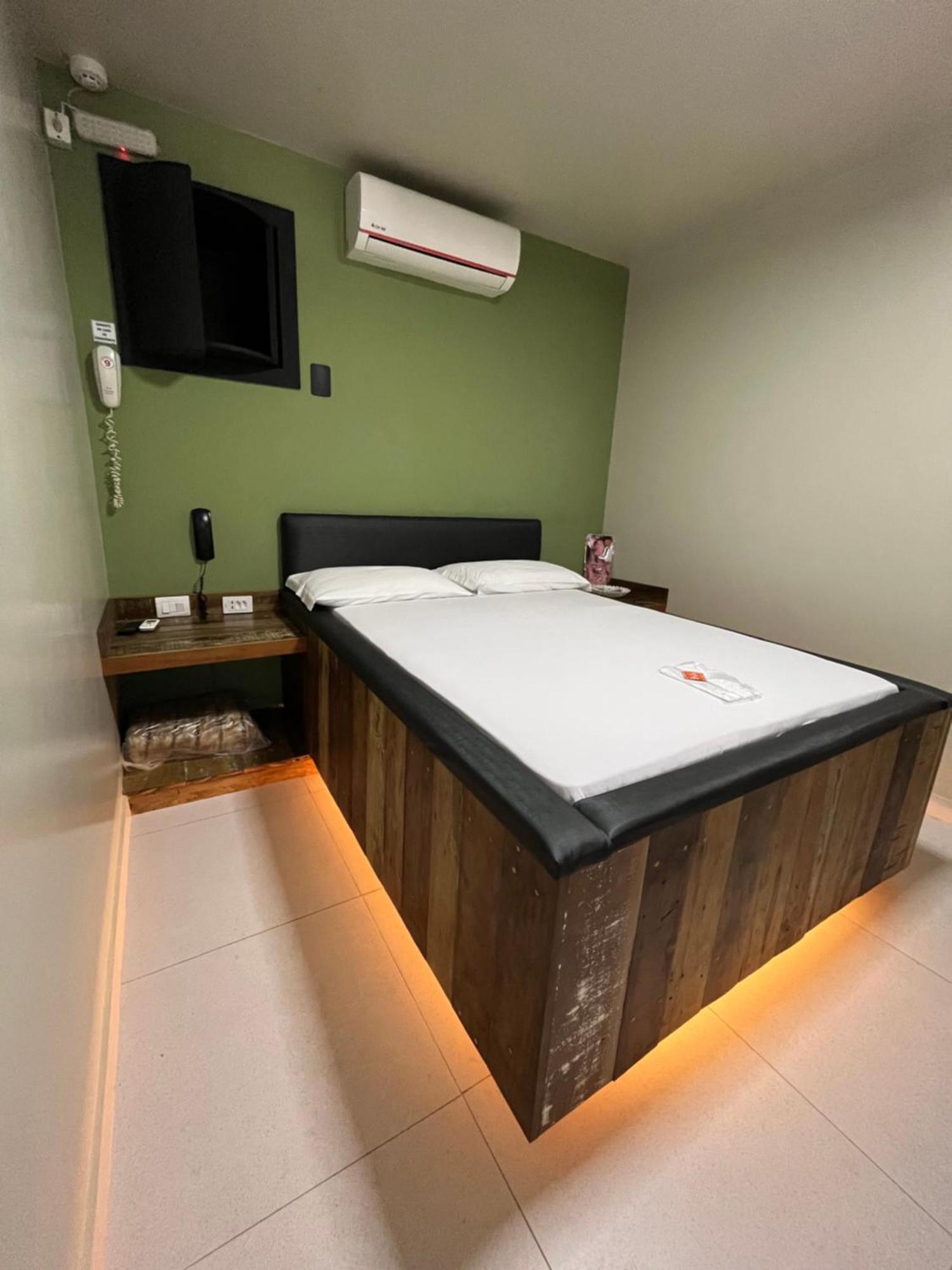 Lemonte Motel Brusque Bagian luar foto